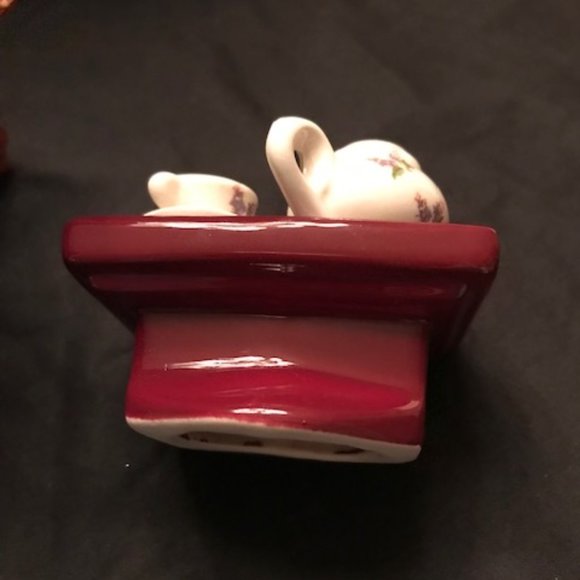 RARE SWINESIDE TEAPOTTERY 'BED' LARGE TEAPOT - Picture 11 of 14